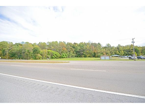645 W Andrew Johnson Hwy, Greeneville, TN 37745